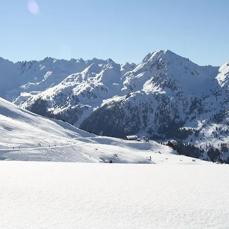 In With Ski-in Ski-out