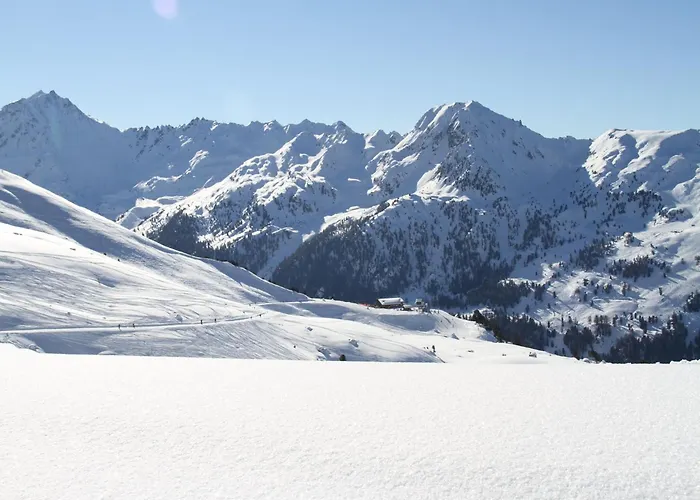 In With Ski-in Ski-out * ナンダ