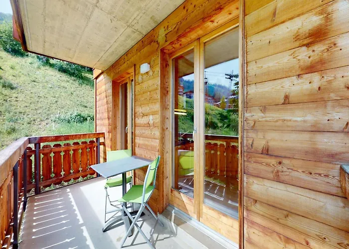 In With Ski-in Ski-out * ナンダ